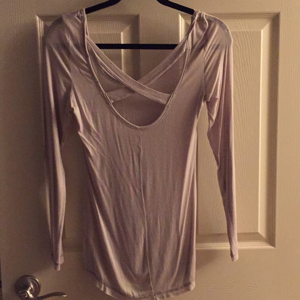 NWOT Cross-cross back blouse